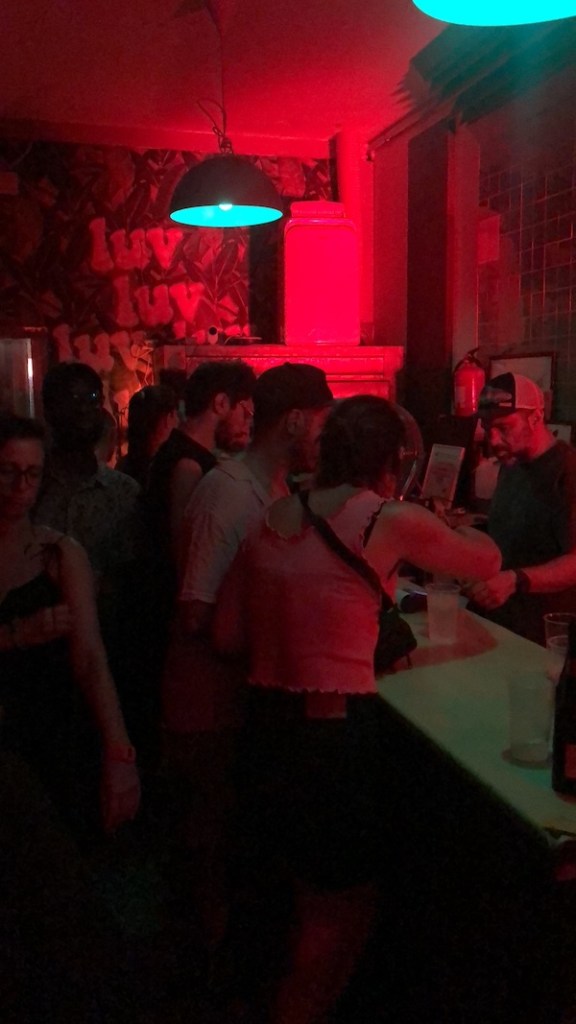 barra-luv-bar-poble-sec-barcelona-noticias